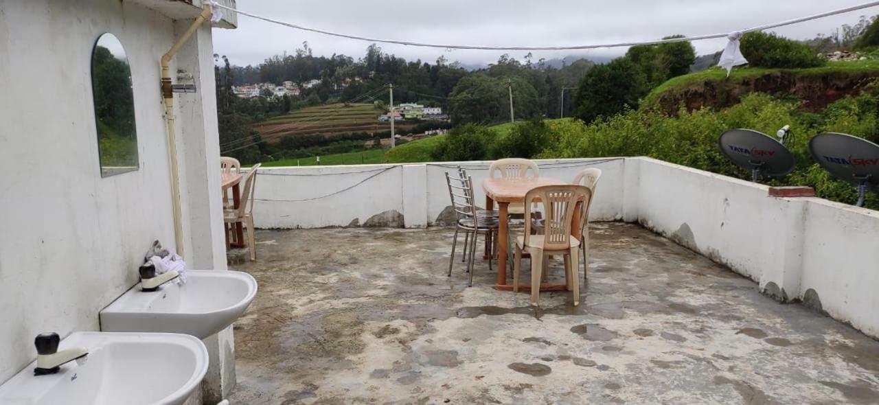 Runs Residency Hotel Ooty Exterior foto