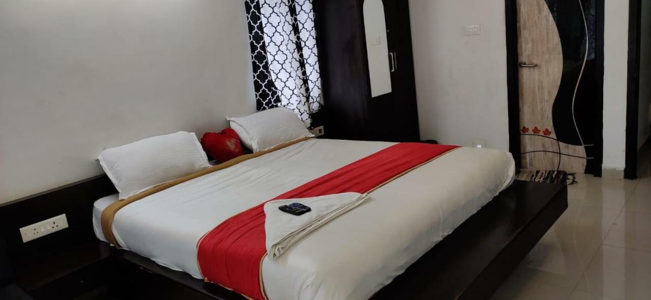 Runs Residency Hotel Ooty Exterior foto