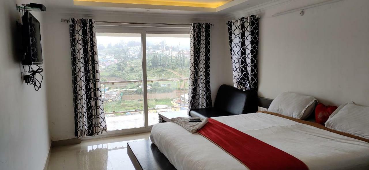 Runs Residency Hotel Ooty Exterior foto